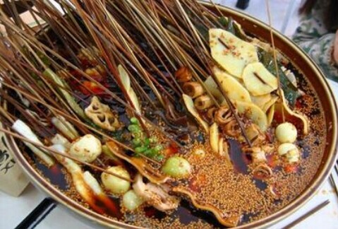 創(chuàng)業(yè)開一家特色小吃，選擇很重要