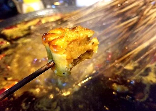 火鍋串串香月餅，別有一番驚異滋味，值得嘗試