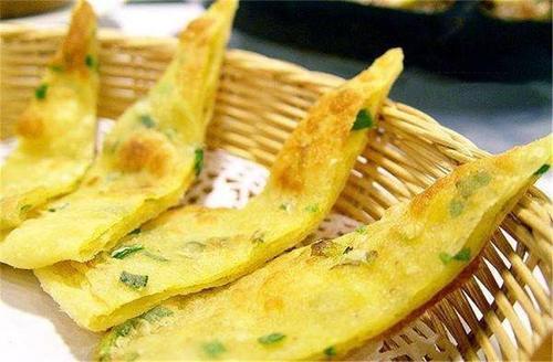 秘制蔥油餅，層次分明又入味，所有詳細(xì)技巧都在這里了！
