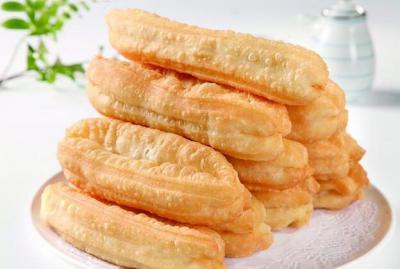 家常油條好吃有秘訣，配方，蓬松又酥脆，涼了也不硬