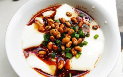 學(xué)做豆腐腦找哪家好？特色小吃豆腐腦怎么做？