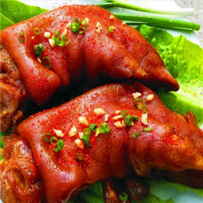 烤豬蹄技術(shù)培訓(xùn)班哪里好？烤豬蹄制作無需腌制調(diào)味簡單