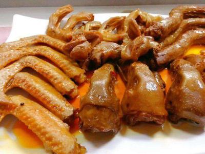 成都現(xiàn)撈鹵菜技術(shù)培訓(xùn)哪里好？名師一對(duì)一教學(xué)模式