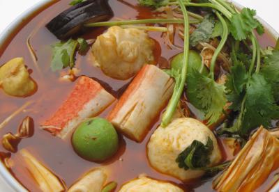 四川學習正宗麻辣燙技術做法哪里專業(yè)？材料不受經(jīng)營限制