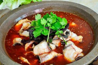 四川砂鍋魚(yú)技能做法哪里專業(yè)？秘制醬料的制造