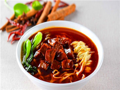 牛肉面食技術(shù)培訓(xùn)班哪家便宜？面食培訓(xùn)理論與實踐結(jié)合
