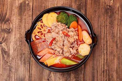 成都學(xué)正宗冒菜技術(shù)多少錢？冒菜技術(shù)培訓(xùn)學(xué)校