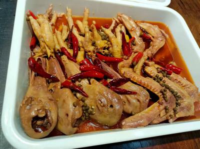 成都鹵菜培訓(xùn)哪個學(xué)校好 ？