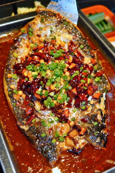 萬州烤魚技術(shù)培訓(xùn)哪里正規(guī)？培訓(xùn)成都串串香多少錢？