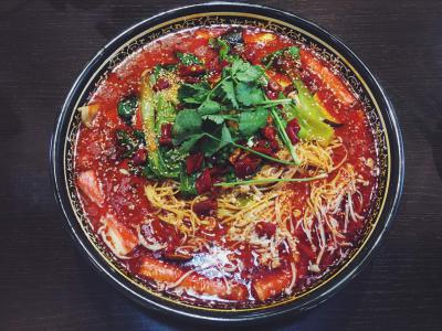 正宗冒菜培訓(xùn)班多少錢？正宗冒菜制作技藝培訓(xùn)班推薦